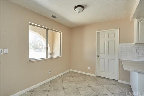 14579 Juniper St, Hesperia, CA 92345 photo 6