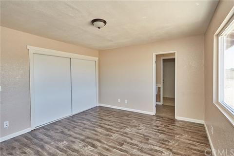 14579 Juniper St, Hesperia, CA 92345 photo 12