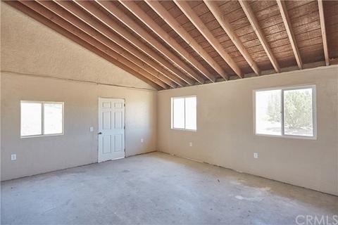 14579 Juniper St, Hesperia, CA 92345 photo 22