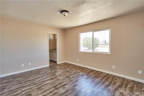 14579 Juniper St, Hesperia, CA 92345 photo 11