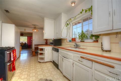 243 W Grove St, Rialto, CA 92376 photo 8
