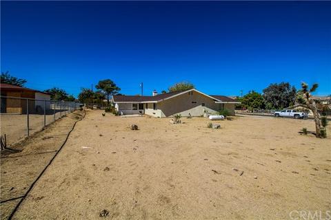 58369 Lennox Ct, Yucca Valley, CA 92284 photo 5