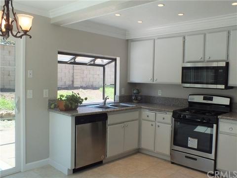 863 Saddlewood St, Colton, CA 92324 photo 4