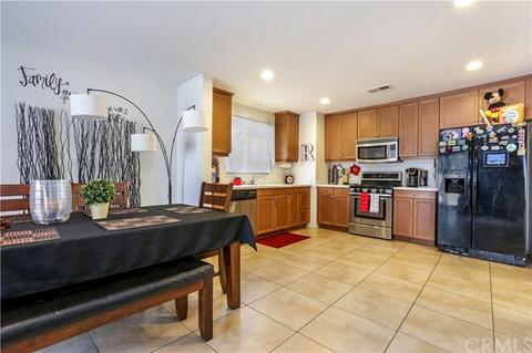 3014 Blue Cascade Dr, Perris, CA 92571 photo 8