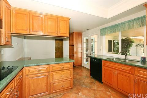 210 W 14th St, Upland, CA 91786 photo 9