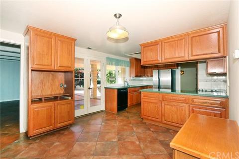 210 W 14th St, Upland, CA 91786 photo 10
