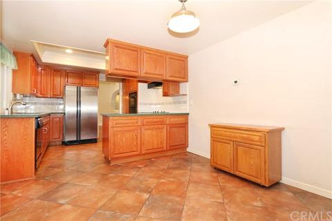210 W 14th St, Upland, CA 91786 photo 8
