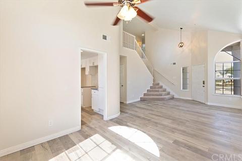 13631 W Constitution Way, Fontana, CA 92336 photo 3