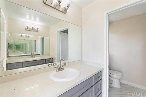 13631 W Constitution Way, Fontana, CA 92336 photo 16