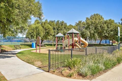 13631 W Constitution Way, Fontana, CA 92336 photo 23