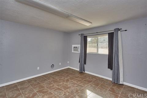 15683 Ash St, Hesperia, CA 92345 photo 19