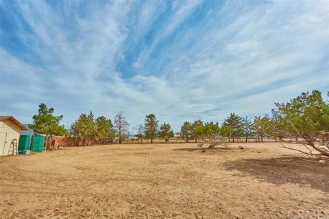 15683 Ash St, Hesperia, CA 92345 photo 40