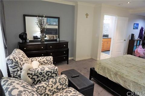 3860 Oleander Dr, Highland, CA 92346 photo 8
