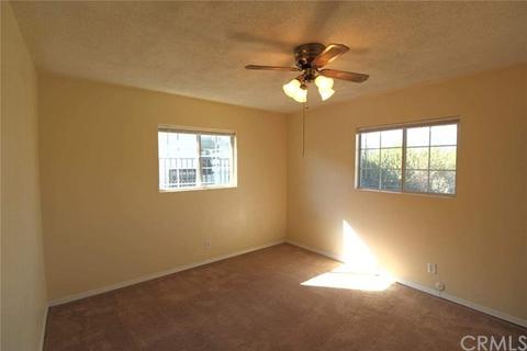 6652 Cherimoya Ave, Fontana, CA 92336 photo 15