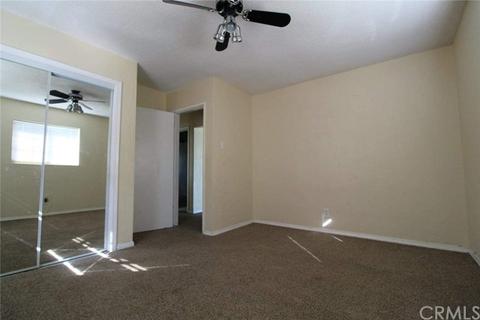 6652 Cherimoya Ave, Fontana, CA 92336 photo 11