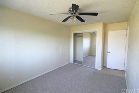 6652 Cherimoya Ave, Fontana, CA 92336 photo 16