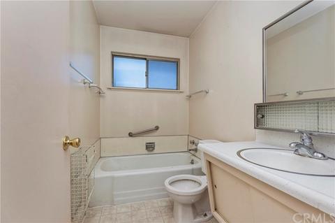 1021 N Elderberry Ave, Ontario, CA 91762 photo 11