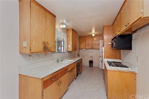 1021 N Elderberry Ave, Ontario, CA 91762 photo 9