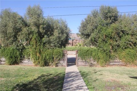 27771 Pluto St, Highland, CA 92346 photo 5