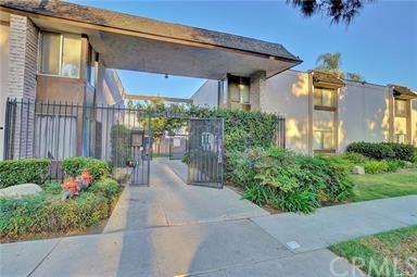 5500 Ackerfield Ave #304, Long Beach, CA 90805 photo 1