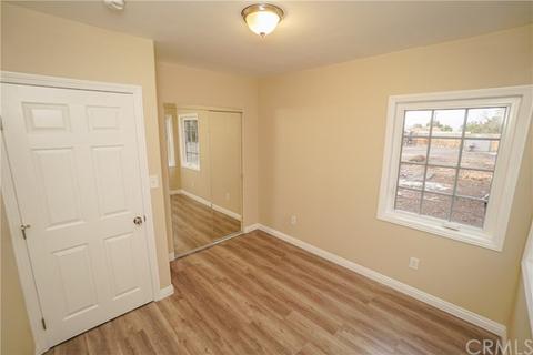 719 W Greenleaf Blvd, Compton, CA 90220 photo 6