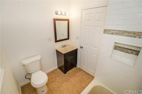 719 W Greenleaf Blvd, Compton, CA 90220 photo 5
