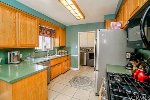 558 Maple Way, Upland, CA 91786 photo 23