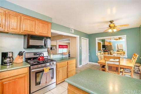 558 Maple Way, Upland, CA 91786 photo 25