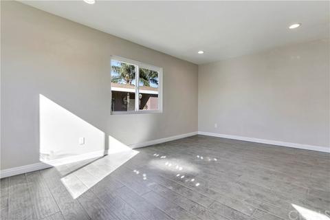 331 E 53rd St, Long Beach, CA 90805 photo 3