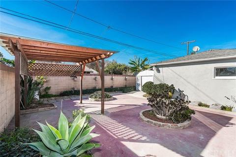 319 S Bradfield Ave, Compton, CA 90221 photo 7
