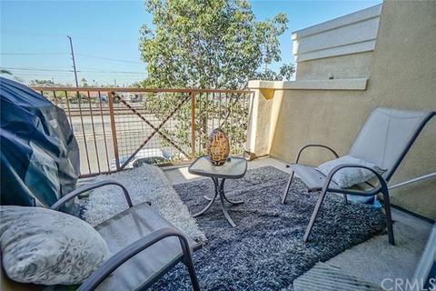 500 N Willowbrook Ave #E2, Compton, CA 90220 photo 20