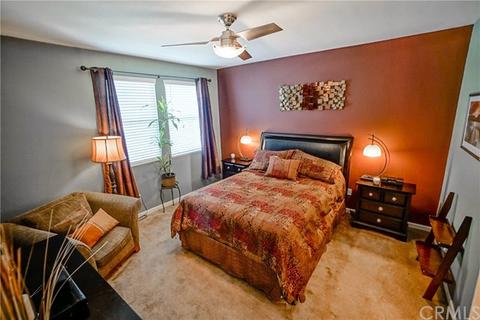 500 N Willowbrook Ave #E2, Compton, CA 90220 photo 3