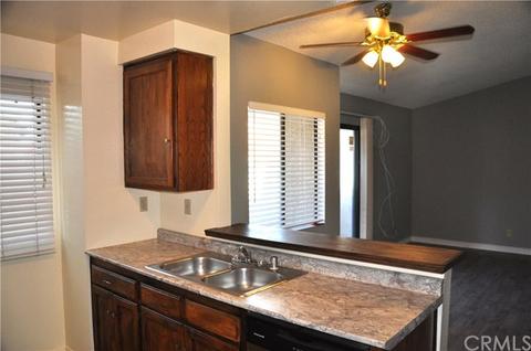 15338 Gundry Ave #216, Paramount, CA 90723 photo 3