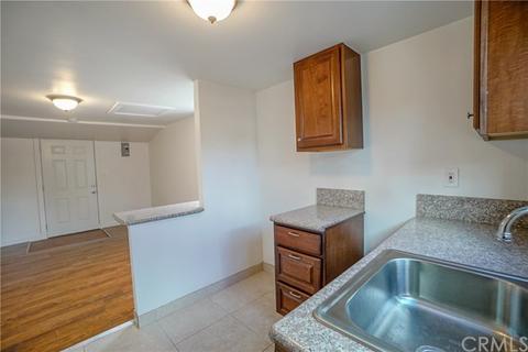 1229 Eleanor St, Long Beach, CA 90805 photo 6
