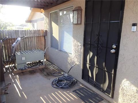 8626 Century Blvd #D, Paramount, CA 90723 photo 2