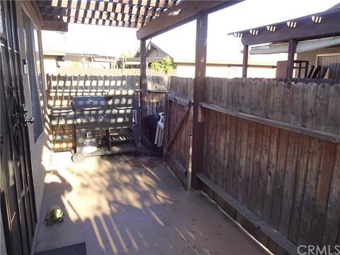 8626 Century Blvd #D, Paramount, CA 90723 photo 3