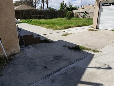 2205 N Locust Ave, Compton, CA 90221 photo 11