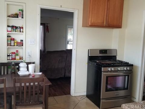 2205 N Locust Ave, Compton, CA 90221 photo 4