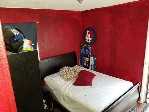 2205 N Locust Ave, Compton, CA 90221 photo 5