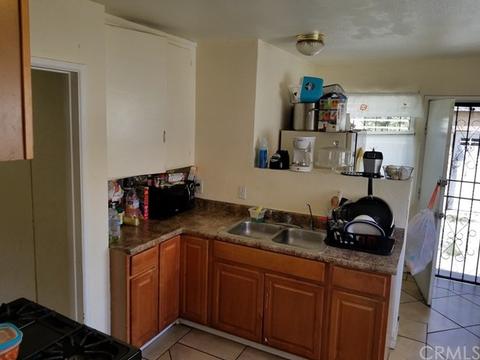 2205 N Locust Ave, Compton, CA 90221 photo 7