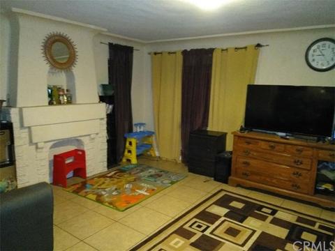 733 W Arbutus St, Compton, CA 90220 photo 10