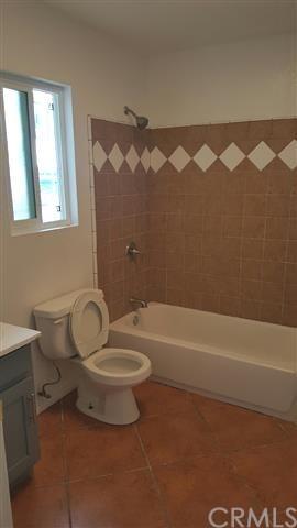 2086 E Hatchway St, Compton, CA 90222 photo 16