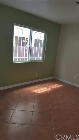 2086 E Hatchway St, Compton, CA 90222 photo 17