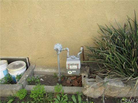 14628 S Aprilia Ave, Compton, CA 90220 photo 4