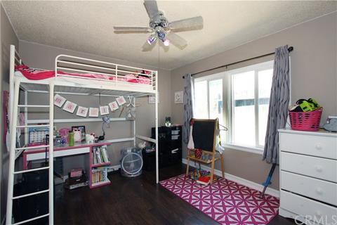 8619 Meadow Rd, Downey, CA 90242 photo 17