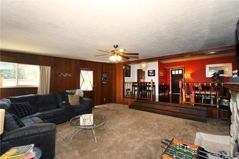 8619 Meadow Rd, Downey, CA 90242 photo 11