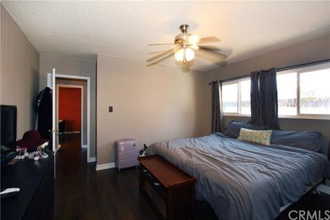 8619 Meadow Rd, Downey, CA 90242 photo 13