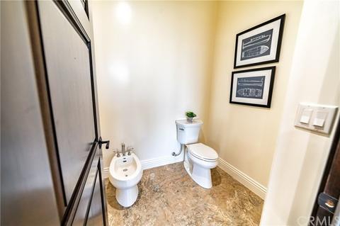 8576 Cherokee, Downey, CA 90241 photo 26