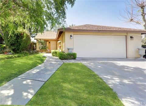 5500 E Joaquin Ct, Commerce, CA 90040 photo 2