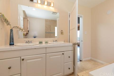14102 S Nestor Ave, Compton, CA 90222 photo 9